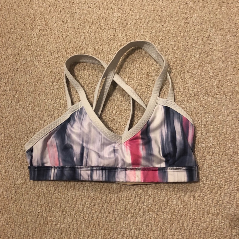 Lulu lemon Size 4 sports bra